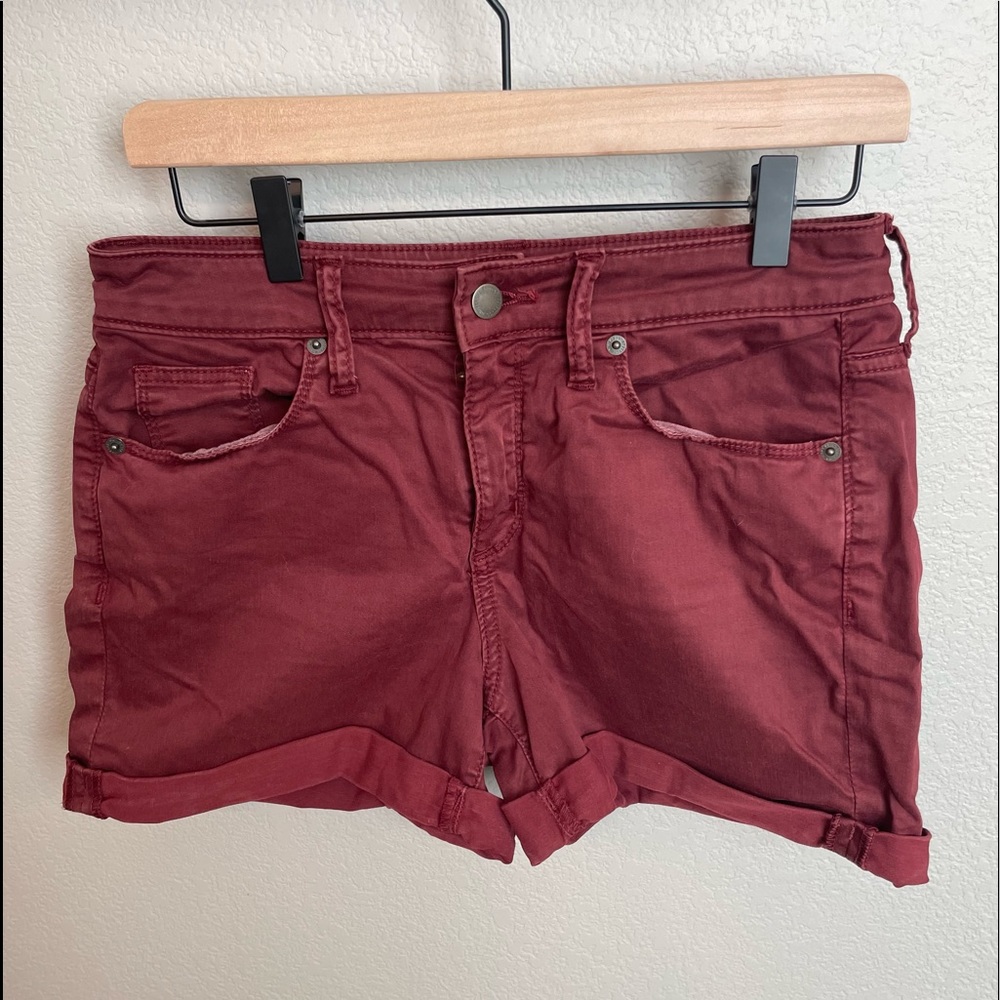 ‼️FINAL PRICE‼️ Universal Thread Shorts